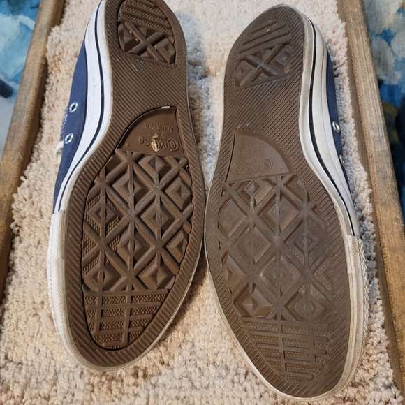 Low top Converse - Picture 2 of 3